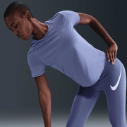 Koszulka damska Nike Swift HM9698-499