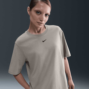 Koszulka damska Nike Sportswear Essential FD4149-009